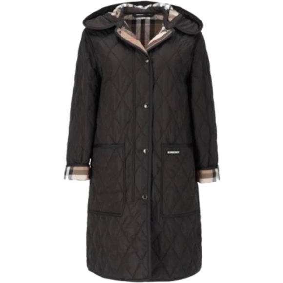 Burberry Jackets & Blazers - SALE🔥Burberry Parkgate Women’s Black Quilted Coat